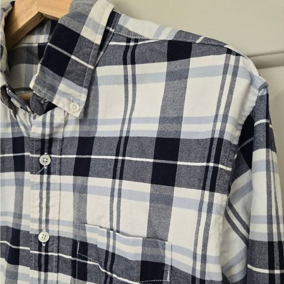 American Eagle casual button down - Picture 2 of 4